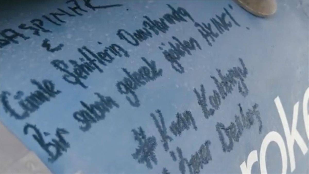 Selçuk Bayraktar'dan 'Hücum Marşlı' paylaşım