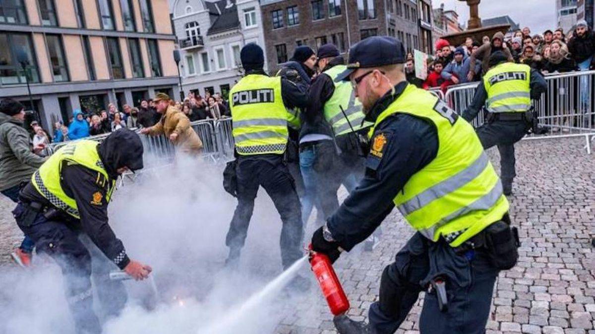 Norveç'te Kur'an-ı Kerim provokasyonuna 10 gözaltı