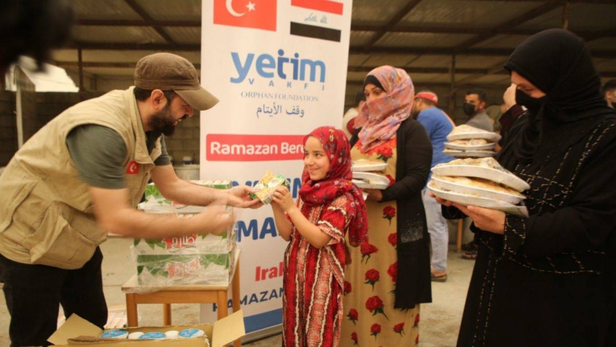 Yetim Vakfı Ramazanda da Dünya Çocuklarına El Uzatıyor