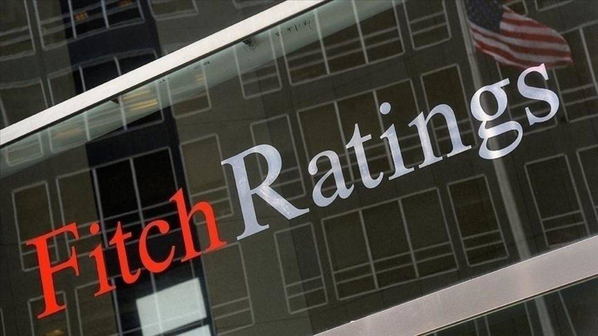 Fitch’ten kredi riski uyarısı