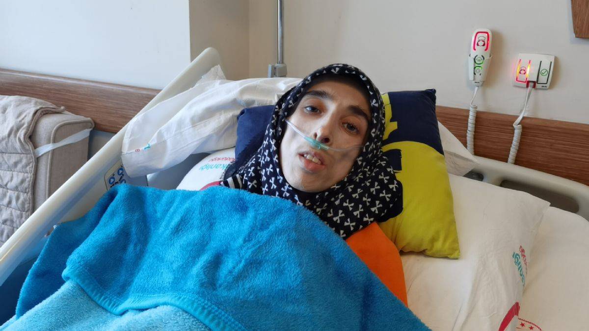 28 kiloya düşen Kübra'nın tedavisi için Erdoğan'dan talimat