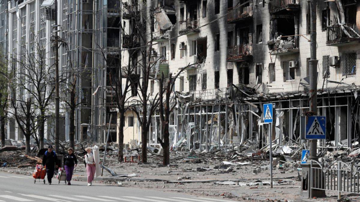 Rusya duyurdu: Kiev'de roket üretim binalarını yüksek hassasiyetli füzeyle vurduk