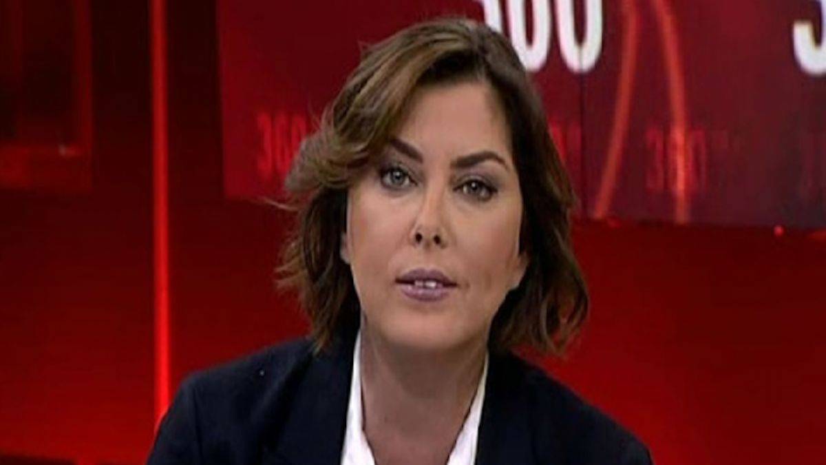 Şirin Payzın'ın Kadir gecesi yapılan saygısızlığa destek çıkması tepki topladı