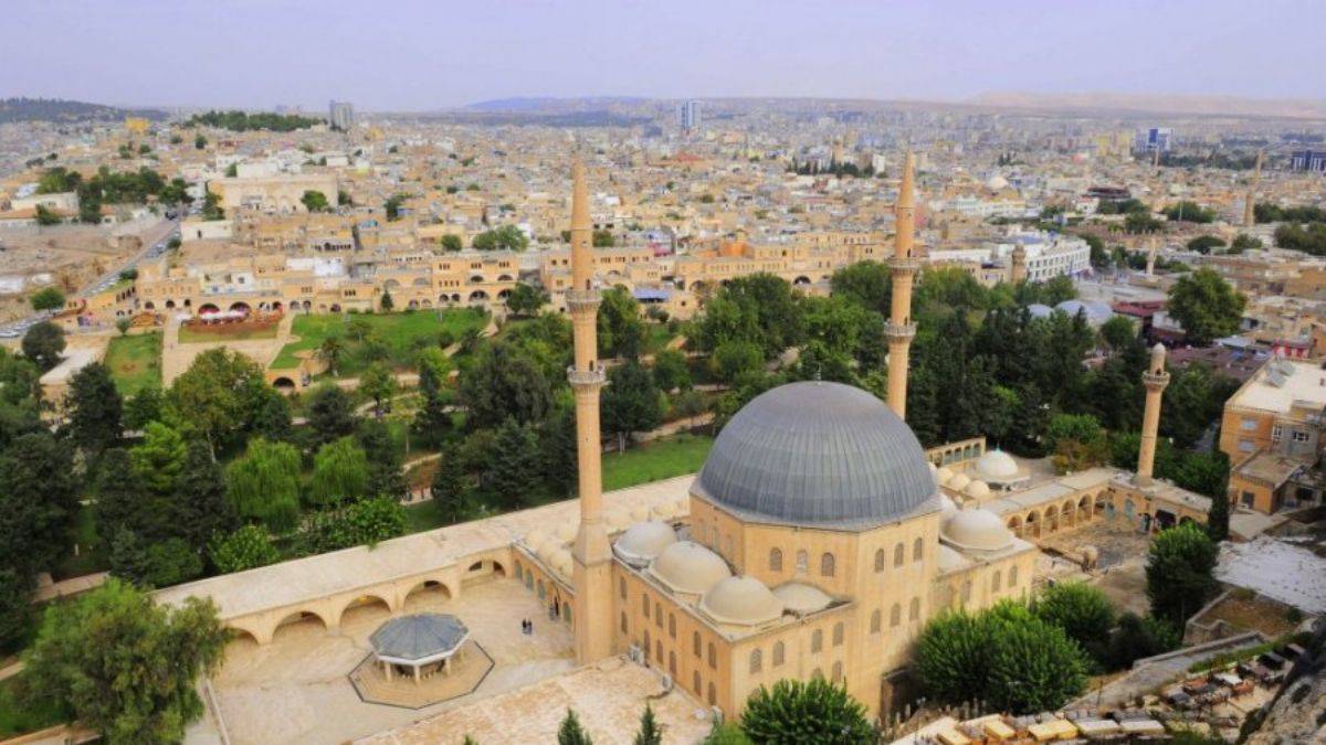 Şanlıurfa bayram namazı vakti 2022 | Şanlıurfa'da ramazan bayramı namazı saat kaçta kılınacak?