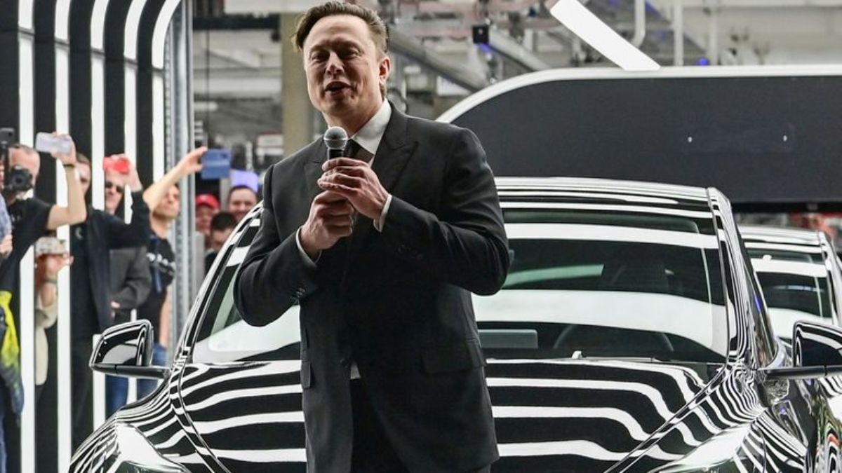 Elon Musk 8,5 milyar dolarlık Tesla hisselerini sattı