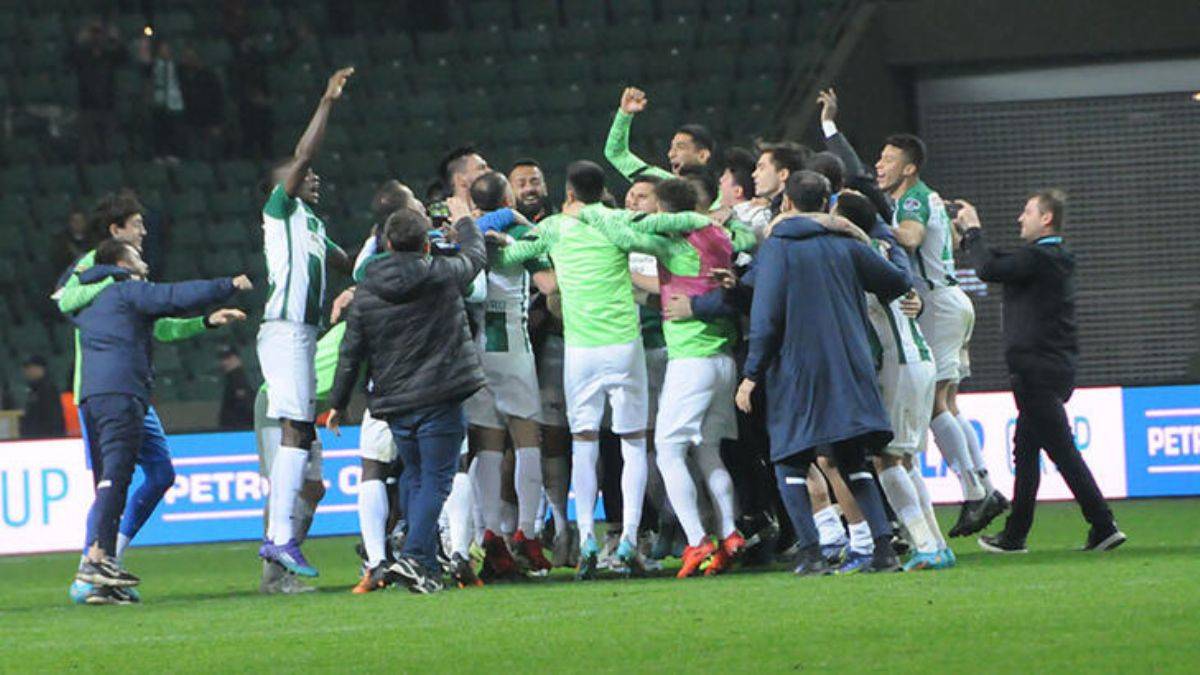 Giresunspor ligde kalmayı garantiledi