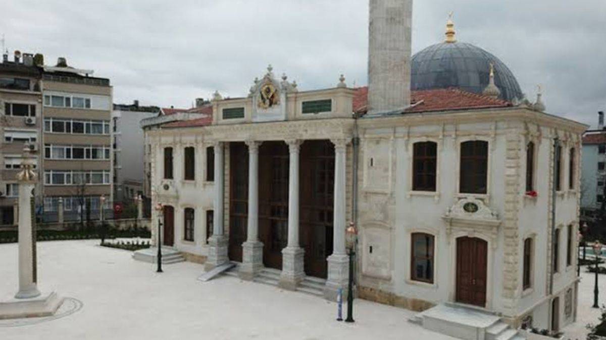 İstanbul Valiliği'nden ''Teşvikiye Camii'nin elektrikleri kesildi'' iddiasına yanıt