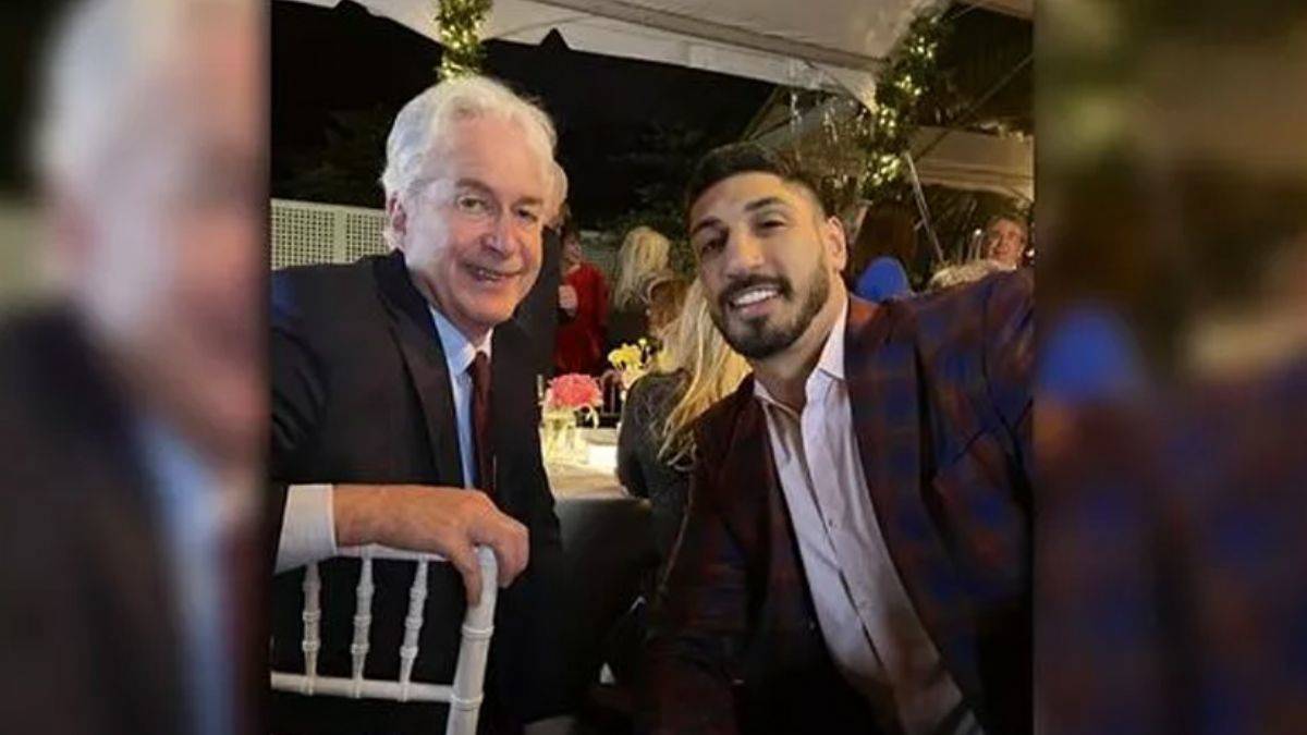 Enes Kanter ile CIA Direktörü aynı karede!