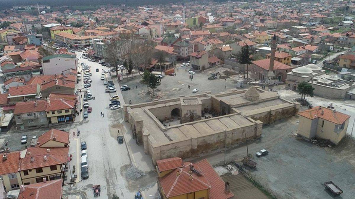 Selçuklu Meydanı film seti olacak