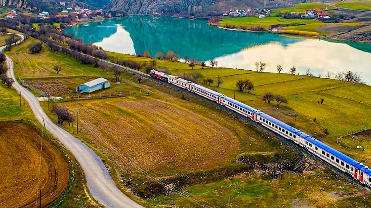Turistik Doğu Ekspresi'ne yoğun ilgi