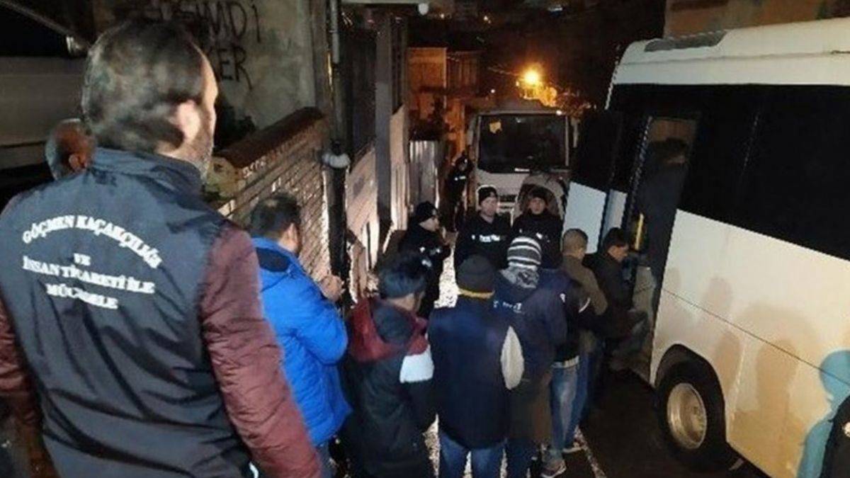 İstanbul’da ''göçmen'' operasyonu: 582 kişi yakalandı