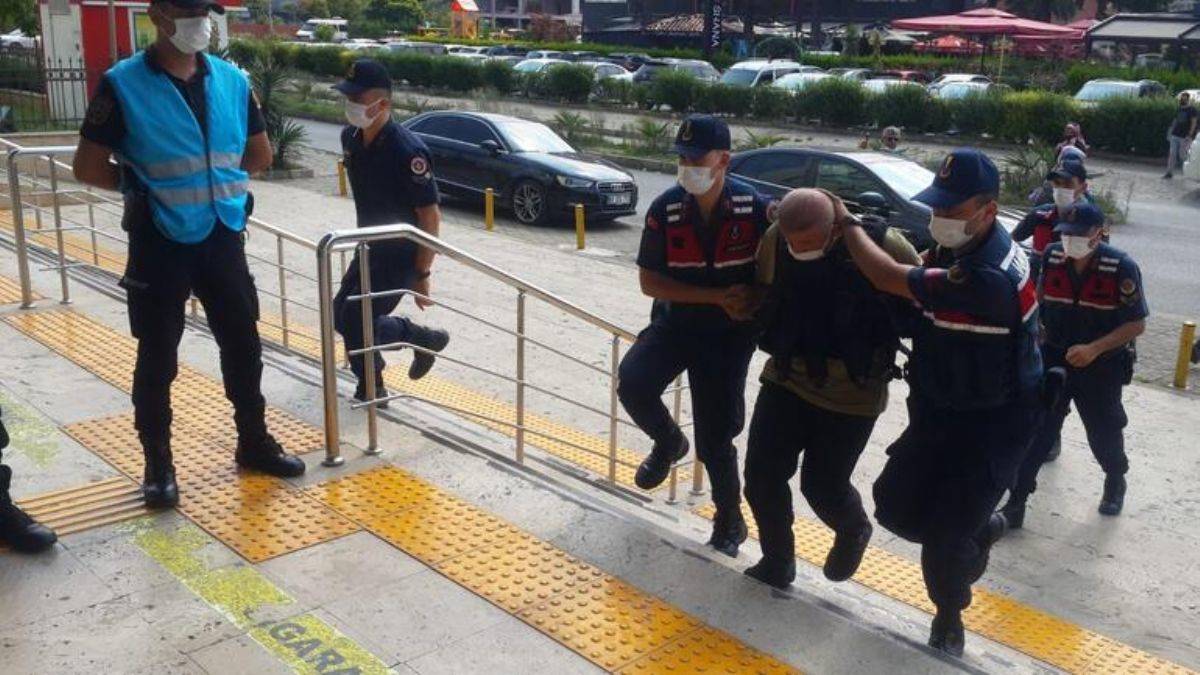 Eşine kuma teklif etti, 3 kızını öldürdü