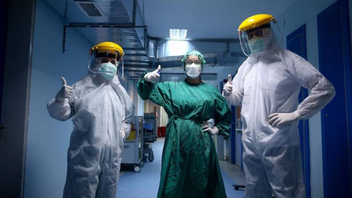 Sağlık çalışanları yasal düzenleme maddeleri neler? Doktor, hemşire, ebe maaşları artacak mı? Sağlık çalışanları yasal düzenleme içeriği neler?