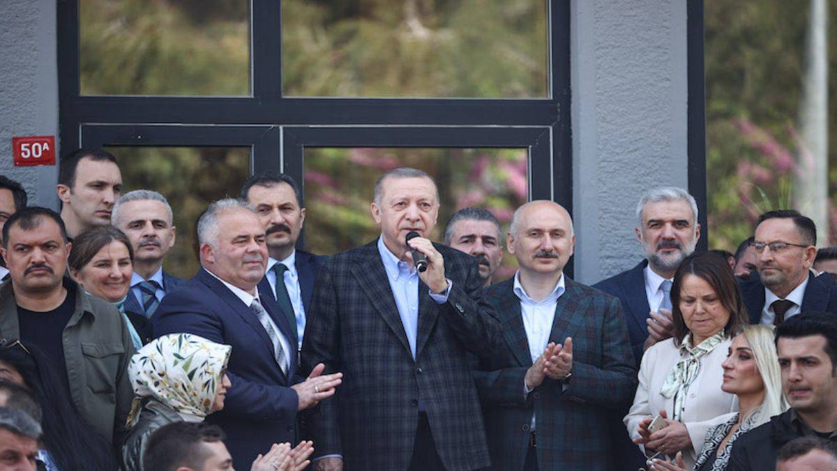 Erdoğan, Çatalca'da halka hitap etti
