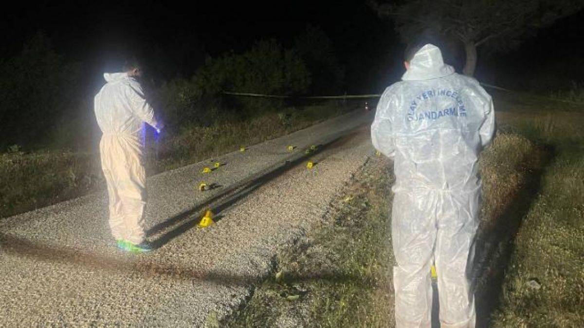 İzmir'de silahlı kavga: 2 ölü, 1 yaralı