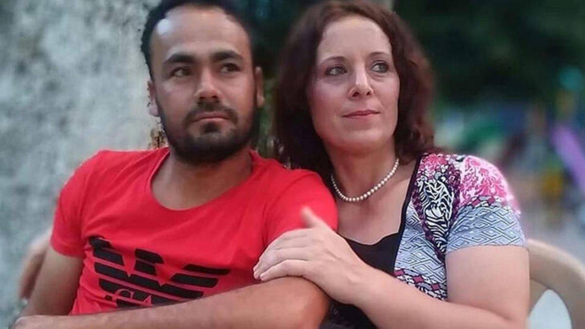 İkizlere hamile kadın evinde ölü bulundu