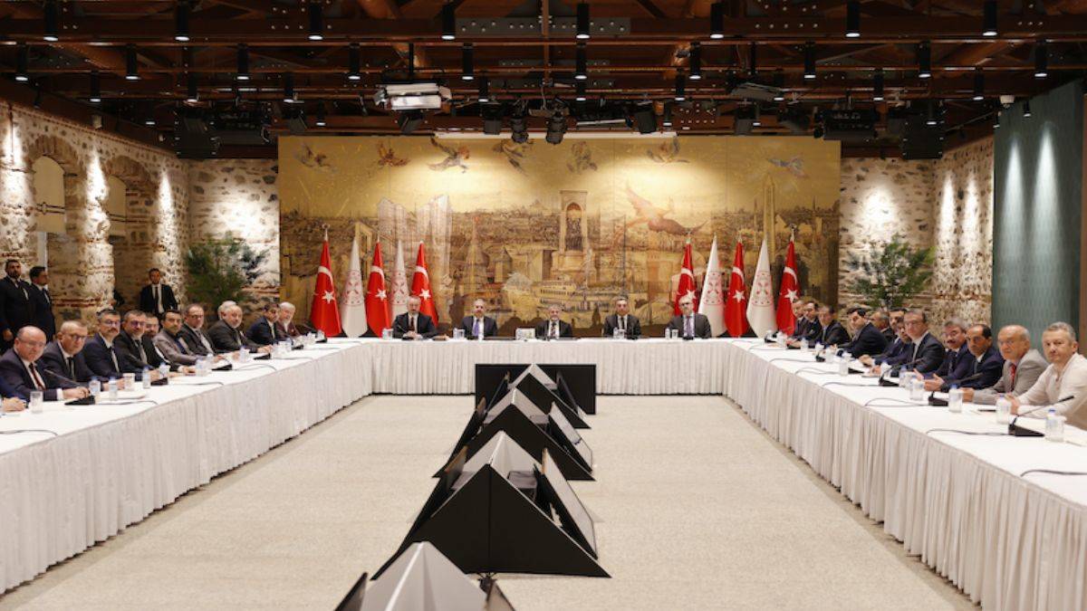 Bakan Nebati: KDV indirimine ek cesur adımlar atılacak