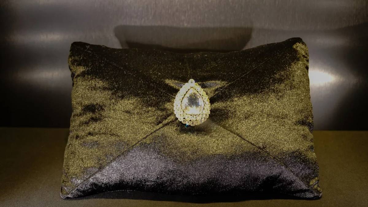 Kaşıkçı Elması kaç gram? Kaşıkçı Elması kaç TL değerinde? Kaşıkçı Elması kimindi?