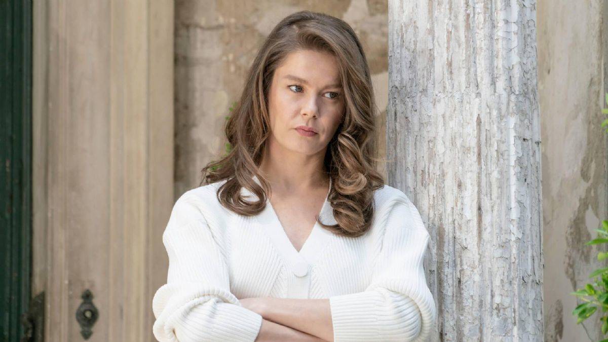 Camdaki Kız 42. bölüm izle Kanal D | Camdaki Kız yeni bölüm tek parça full HD izle (42.bölüm)