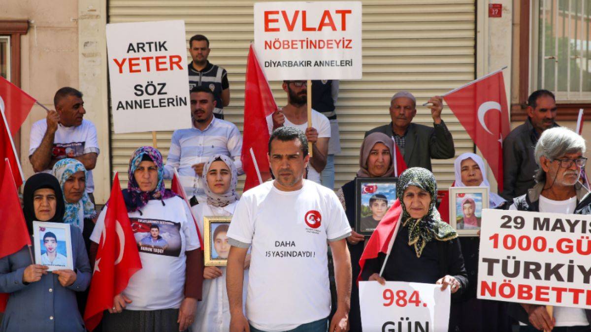 Diyarbakır anneleri eylemlerinin 1000'inci günü için destek istedi