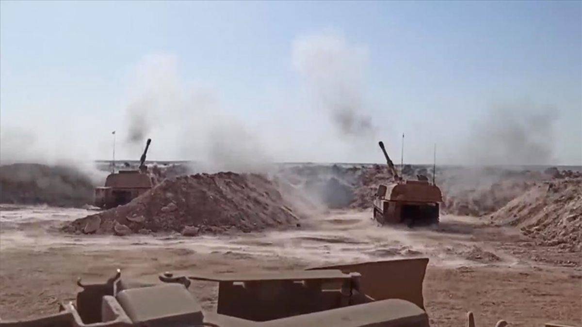 Mehmetçiğin Suriye'nin kuzeyindeki terör hedeflerine cezalandırma atışları sürüyor