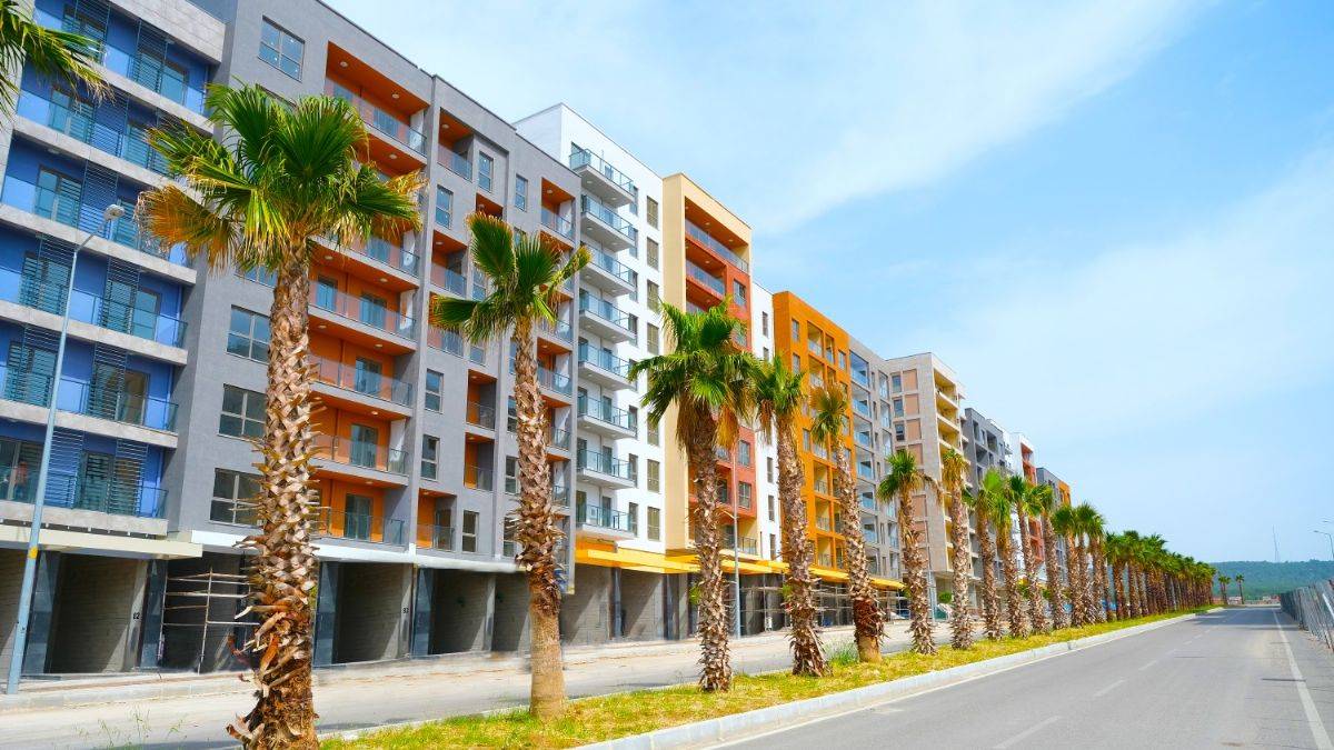 Sur Yapı Antalya'da teslim de satış da hızlandı