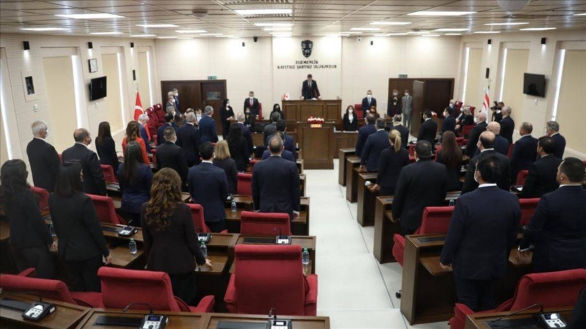 KKTC'de koalisyon hükümeti güvenoyu aldı