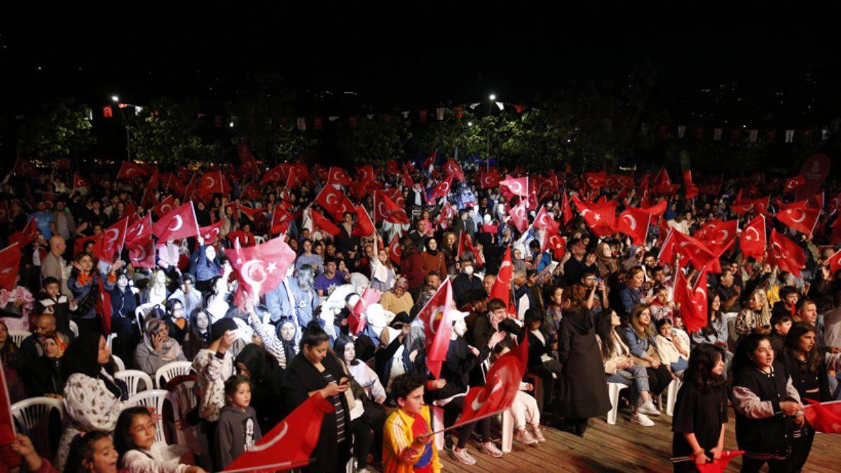 Başakşehir’de 19 Mayıs coşkuyla kutlandı