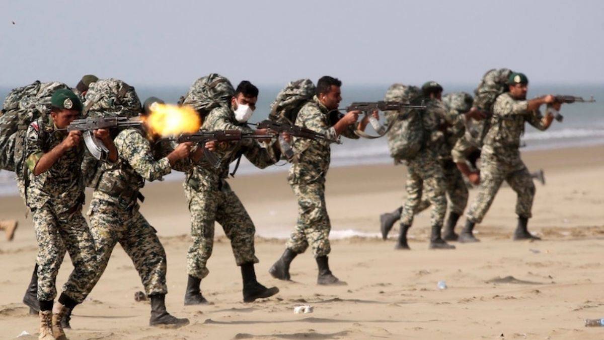 İran'da dikkat çeken güvenlik tatbikatları