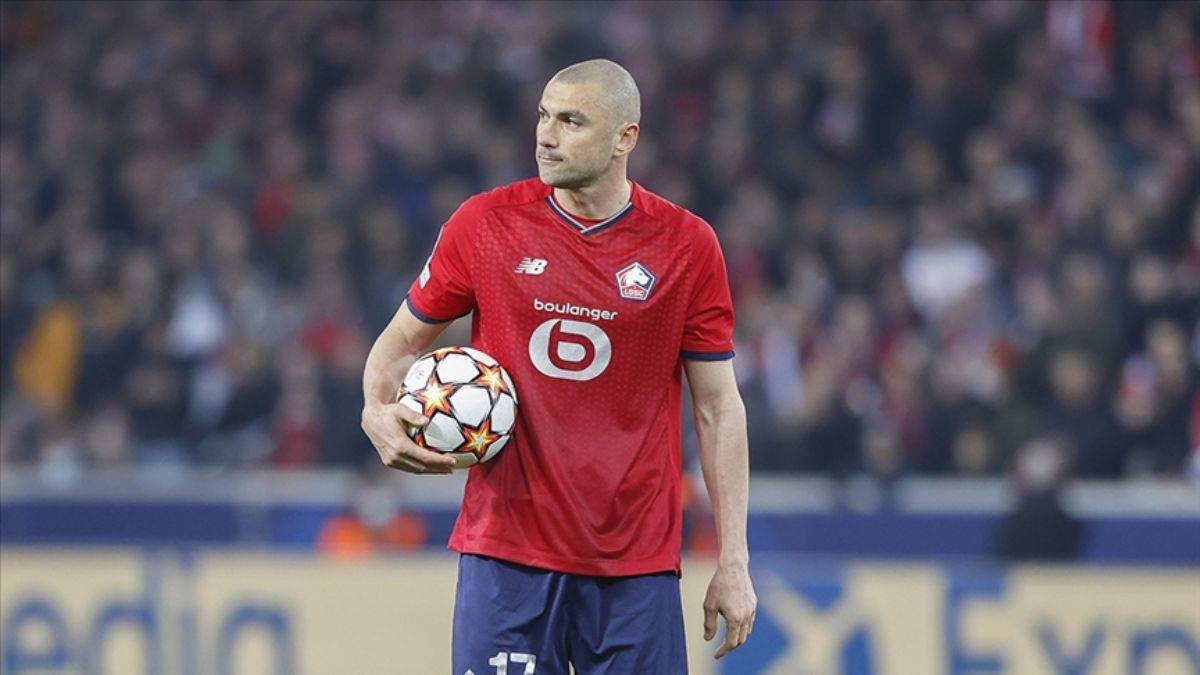 Burak Yılmaz Lille'den ayrılıyor