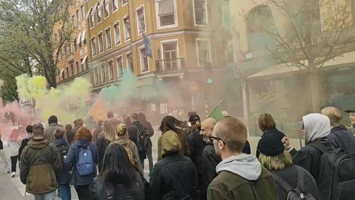 İsveç'te 'Hepimiz PKK'lıyız' yürüyüşü!