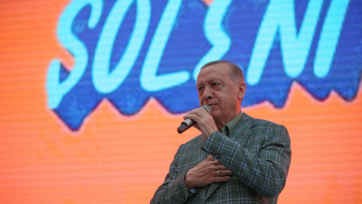 Erdoğan: Küresel güçlerin hesaplarına peşkeş çekilecek tek bir evladımız yok