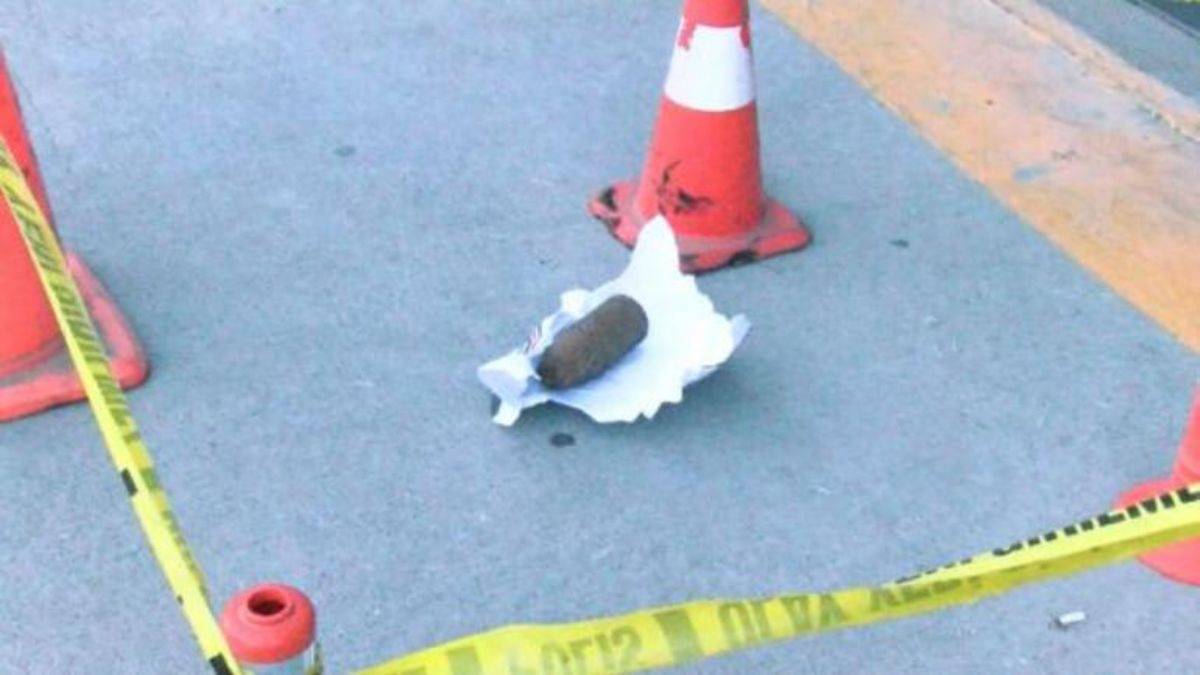 Balık tutarken bulduğu top mermisi ile minibüse bindi