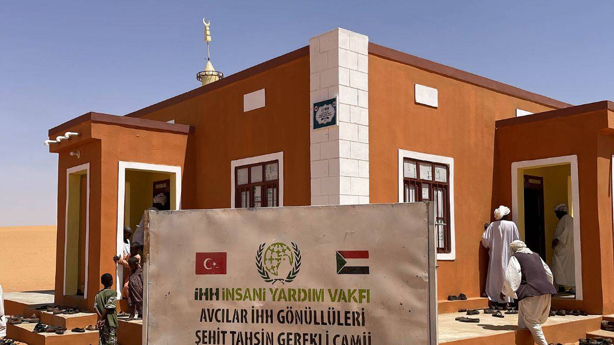 İHH Sudan’da cami inşa etti