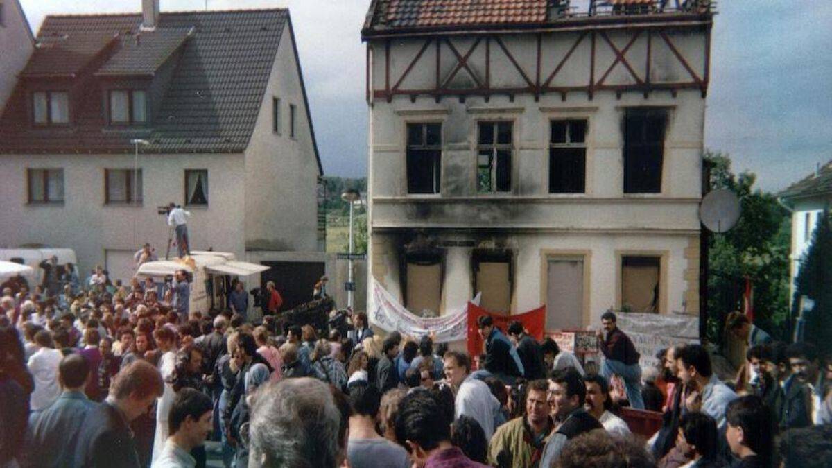 Almanya'da 29 yıldır dinmeyen acı: Solingen faciası