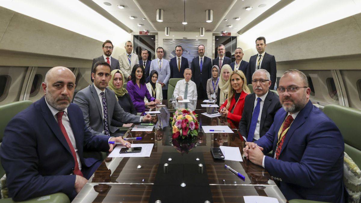 Erdoğan: Bir gece ansızın tepelerine ineriz