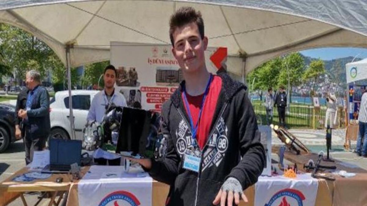 Liseli Muhammet, 1,5 ayda insansız kara aracı üretti