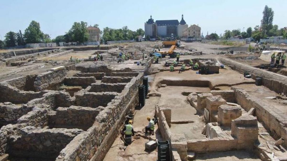 Haydarpaşa Garı kazılarında büyük sürpriz! 'İstanbul'un tarihi yeniden yazılıyor'