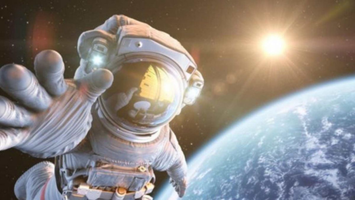 Uzaya yolculuk için nasıl başvuru yapılır? Uzay yolculuğu başvuru şartları neler?