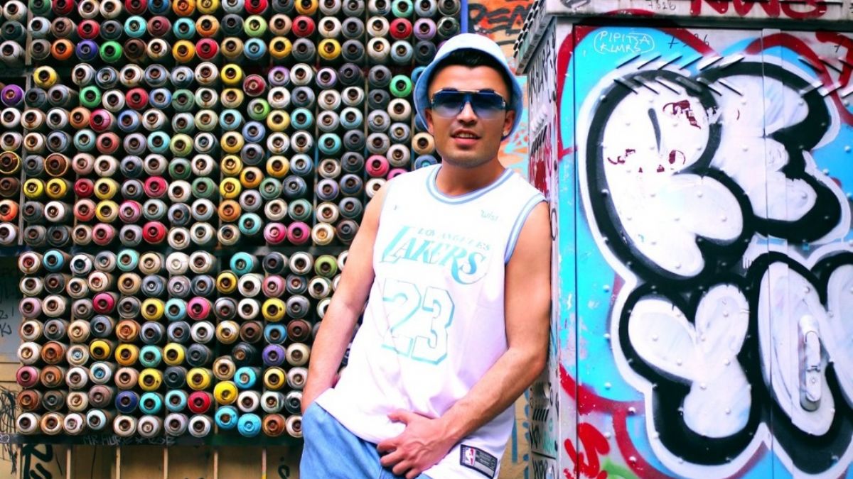 Esrarengo Bostancı’da Mini Bir Konser Verdi