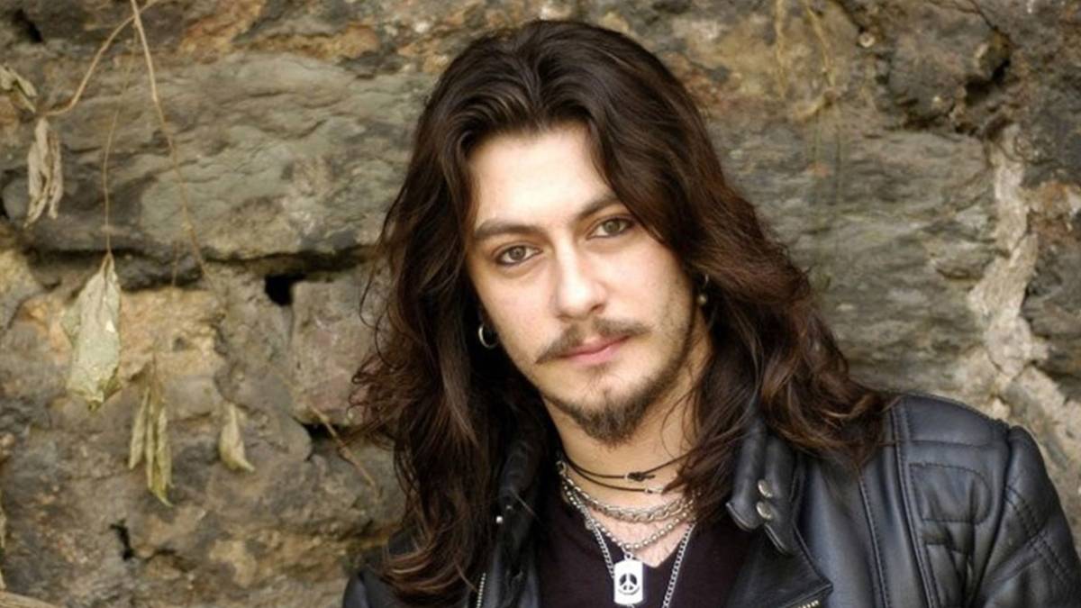 Barış Akarsu filmi ne zaman çıkacak? Barış Akarsu'yu kim oynayacak? Barış Akarsu Merhaba filmi oyuncuları kimler?