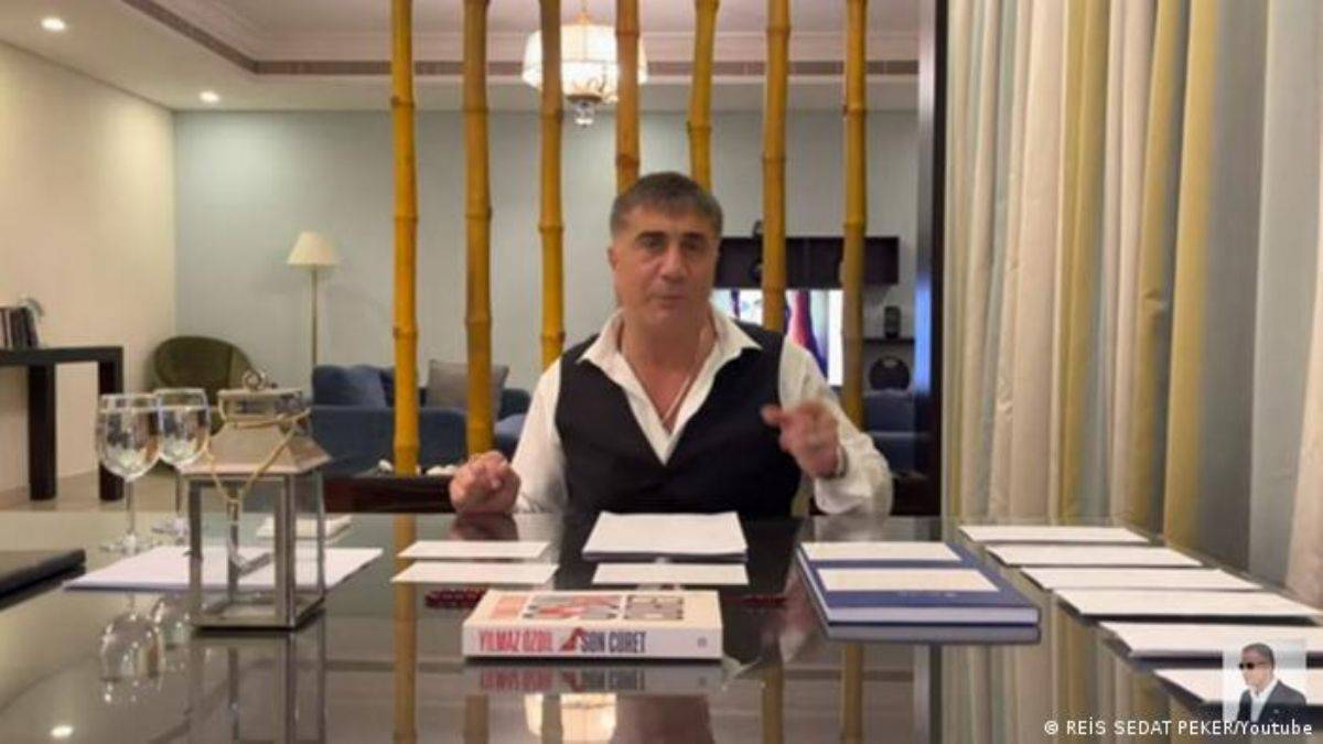Eşi paylaştı: Sedat Peker hastaneye kaldırıldı