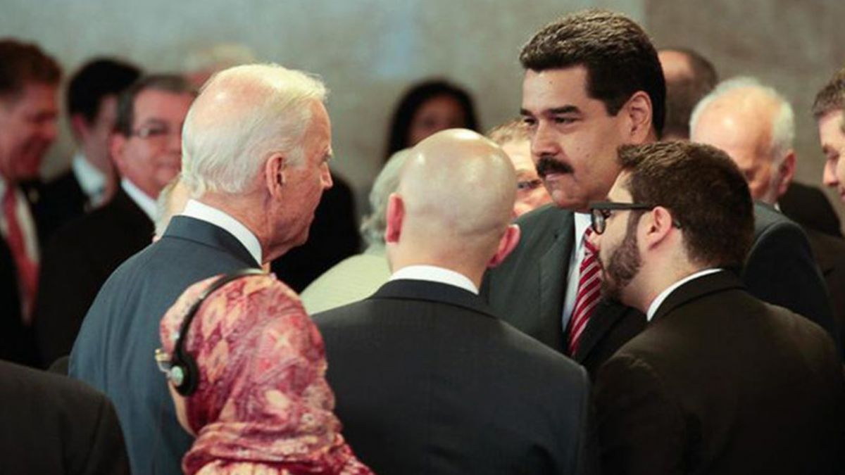 ABD'den kritik adım: Petrol şirketlerine ''Venezuela'' izni