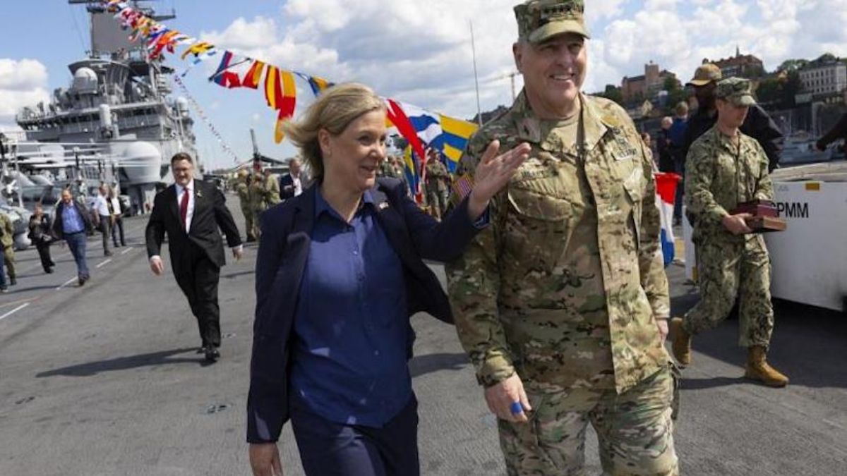 İsveç ve Finlandiya'nın yer aldığı NATO tatbikatı başladı