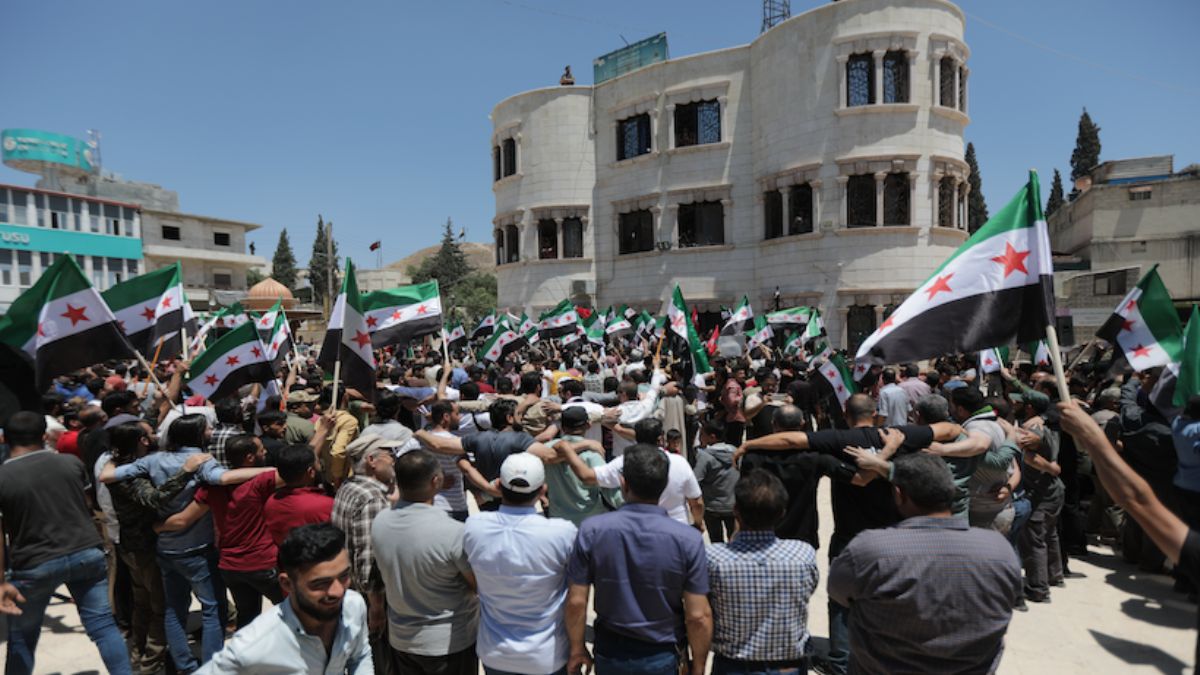 Tel Rıfatlılar, YPG/PKK ile Esed rejimi unsurlarını protesto etti
