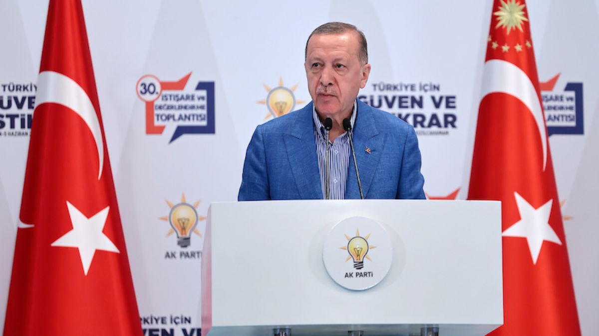 Erdoğan'dan müjde: Memur ve emeklinin 3600 ek gösterge sorununu çözdük, yarını bekleyin