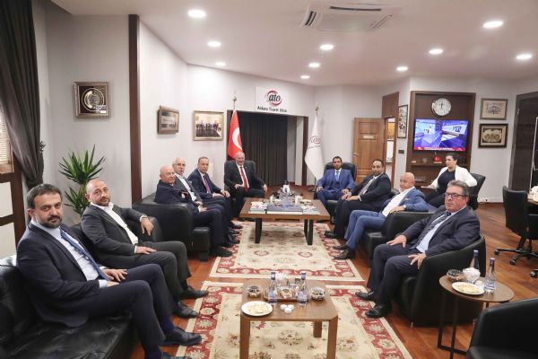 Birleşik Arap Emirlikleri Büyükelçisi Aldhaheri, ATO Başkanı Baran'ı ziyaret etti...