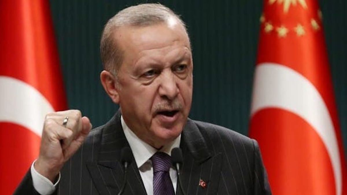 Erdoğan'ın uyarısı Yunanlıları panikletti! 'Türkler ABD ve AB'ye rağmen ilerliyor'