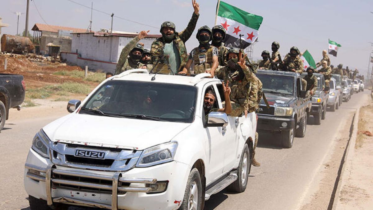 Suriye Milli Ordusu’ndan harekat öncesi konvoylu tur