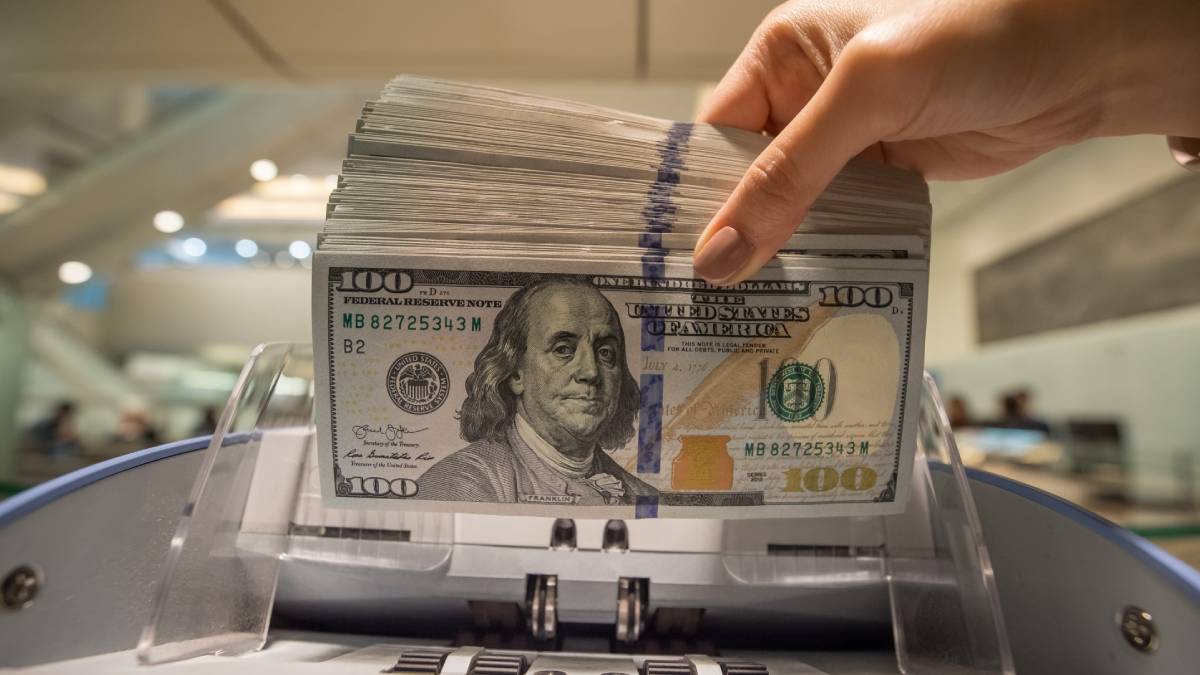 Dolar neden düşüyor? Dolar düşecek mi? Dolar düşmeye devam eder mi? Dolar ne kadar düştü?